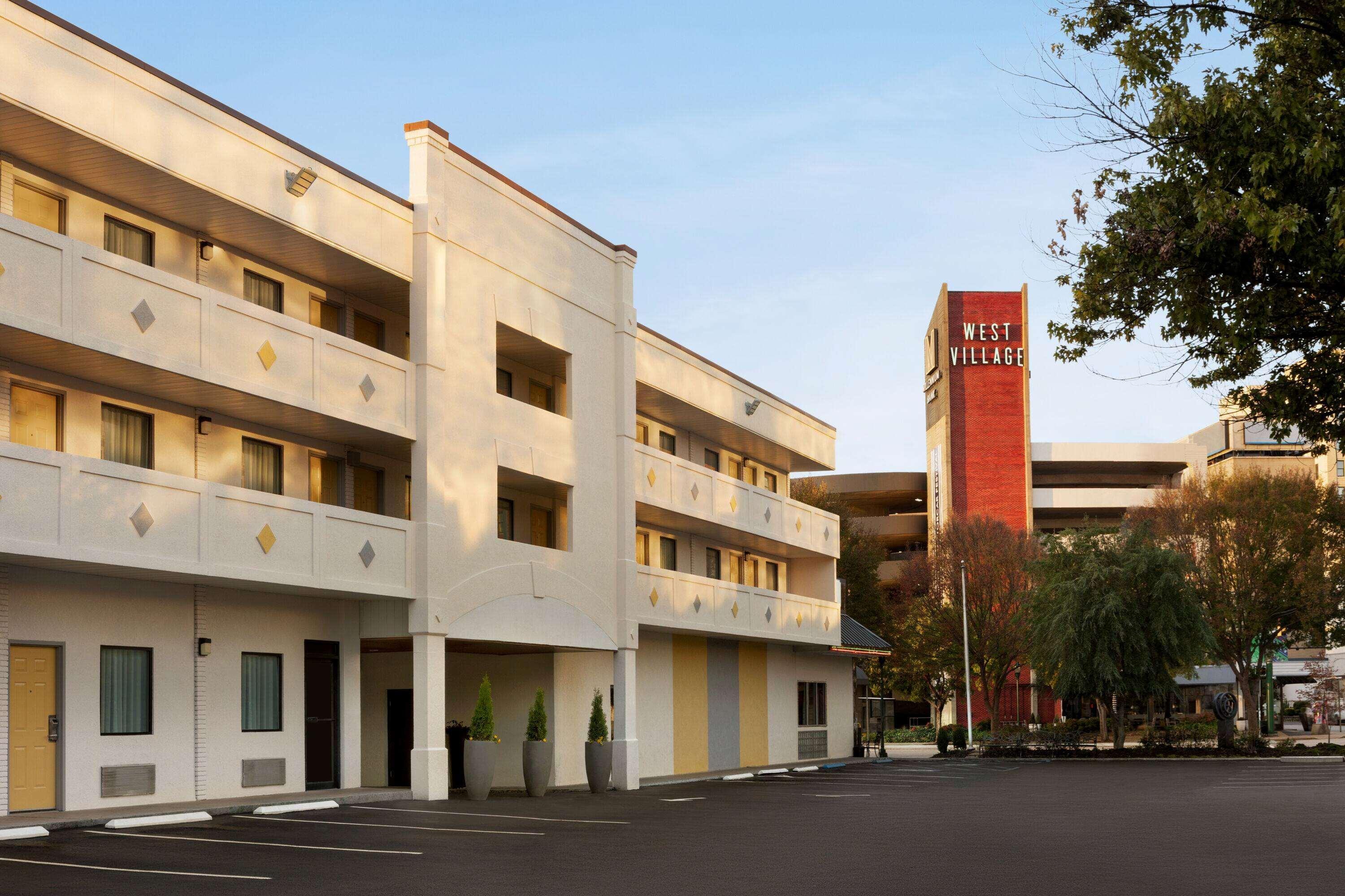 Hotel Bo, A Days Inn By Wyndham Chattanooga Downtown Exterior foto